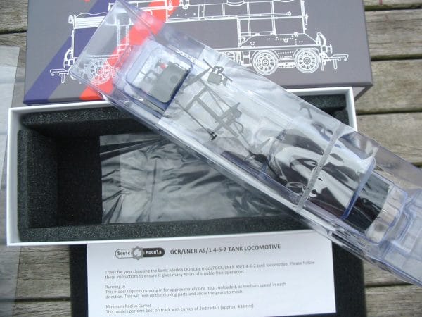 Sonic Models S4101-06 - 4-6-2 Tank `69814` Class A5/1 `Robinson`  in `British Railway` BR Black Livery - perfect boxed condition ! - Image 3